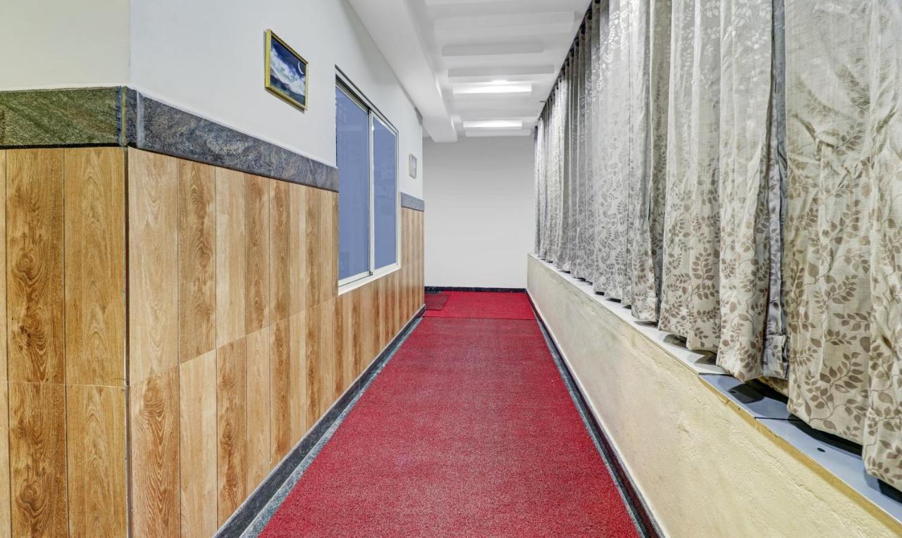 Lee Comfort Kushālnagar Exterior foto